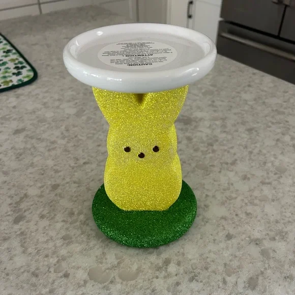 “New” Bath & Body Works Peeps Glittery Marshmallow Bunny 3 wick Candle Holder - Picture 2 of 11